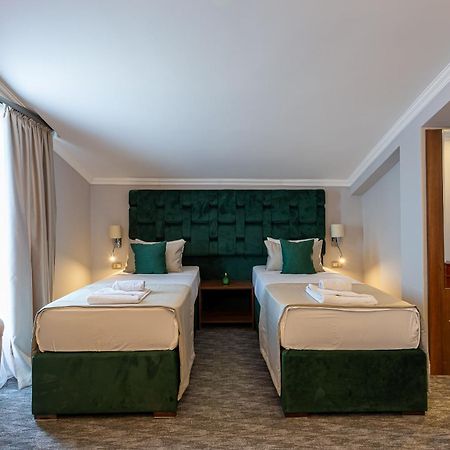 Hotel Ideall 波德戈里察 外观 照片